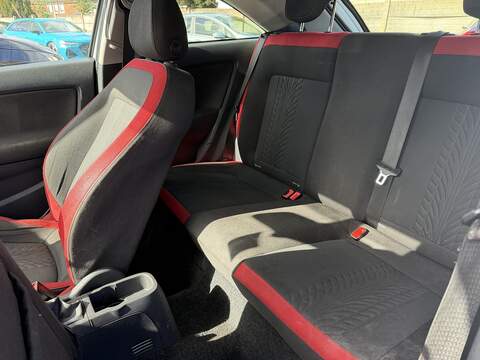 Vauxhall Corsa 1.4 16V SRi Hatchback 3dr Petrol Manual Euro 5 (A/C) (100 ps) - U2439