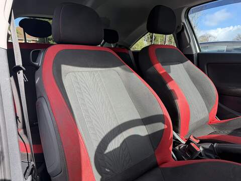 Vauxhall Corsa 1.4 16V SRi Hatchback 3dr Petrol Manual Euro 5 (A/C) (100 ps) - U2439