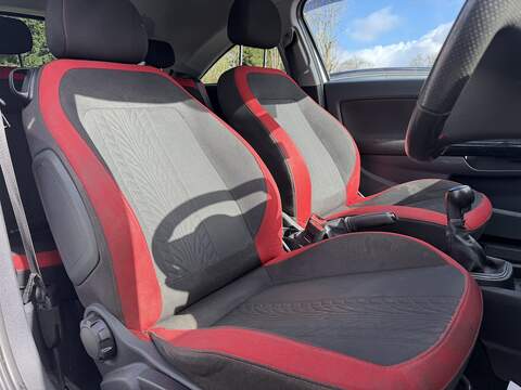 Vauxhall Corsa 1.4 16V SRi Hatchback 3dr Petrol Manual Euro 5 (A/C) (100 ps) - U2439