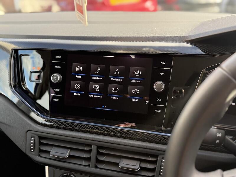 Volkswagen Polo 1.0 EVO Life Hatchback 5dr Petrol Manual Euro 6 (s/s) (80 ps) - U2440