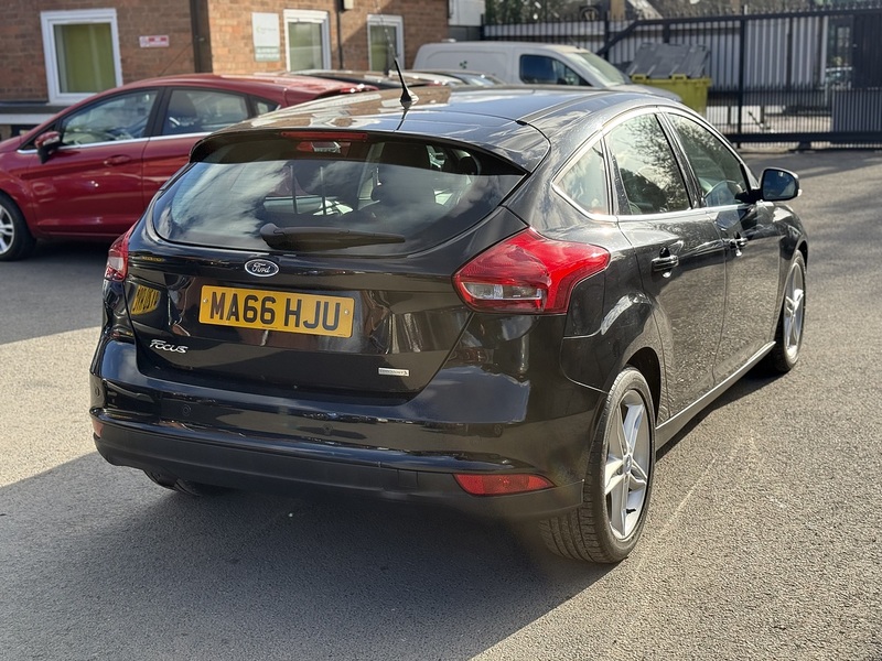 Ford Focus 1.0T EcoBoost Titanium Hatchback 5dr Petrol Manual Euro 6 (s/s) (125 ps) - U2441