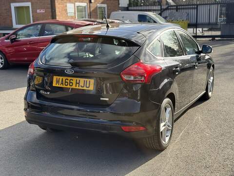 Ford Focus 1.0T EcoBoost Titanium Hatchback 5dr Petrol Manual Euro 6 (s/s) (125 ps) - U2441