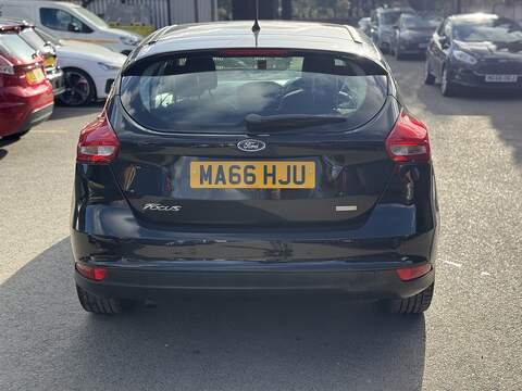 Ford Focus 1.0T EcoBoost Titanium Hatchback 5dr Petrol Manual Euro 6 (s/s) (125 ps) - U2441
