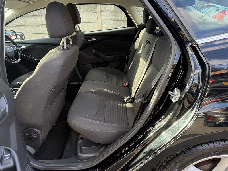 Ford Focus 1.0T EcoBoost Titanium Hatchback 5dr Petrol Manual Euro 6 (s/s) (125 ps) - U2441