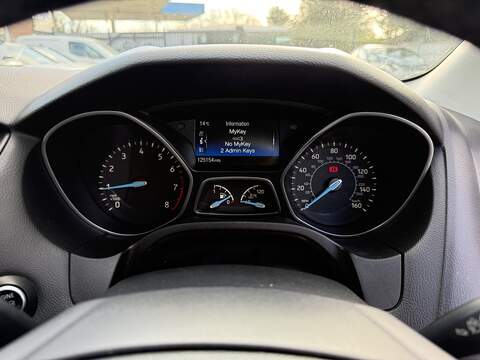 Ford Focus 1.0T EcoBoost Titanium Hatchback 5dr Petrol Manual Euro 6 (s/s) (125 ps) - U2441