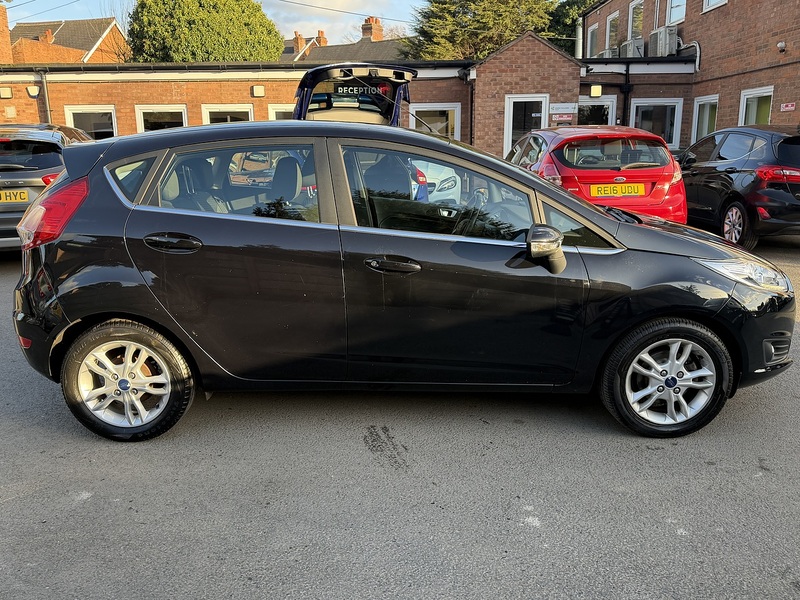 Ford Fiesta 1.0T EcoBoost Zetec Hatchback 5dr Petrol Powershift Euro 6 (100 ps) - U2442