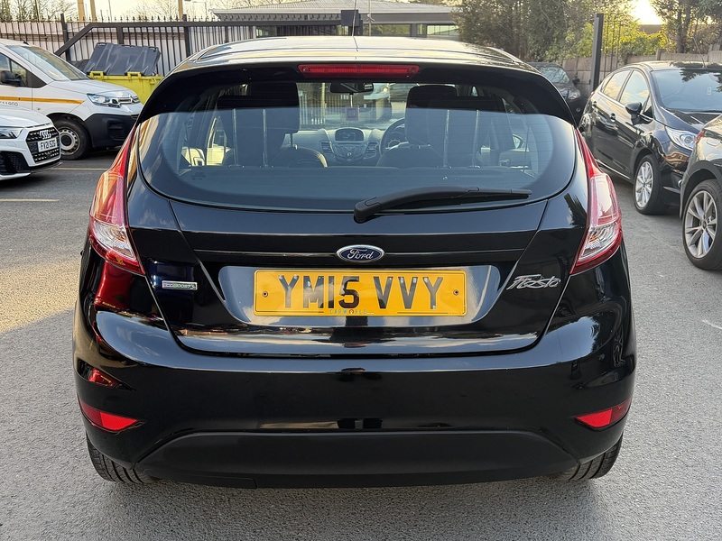 Ford Fiesta 1.0T EcoBoost Zetec Hatchback 5dr Petrol Powershift Euro 6 (100 ps) - U2442