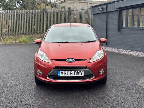 Ford Fiesta Zetec - U2444