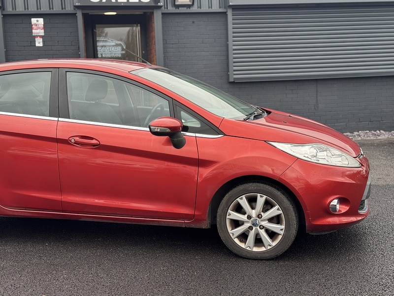 Ford Fiesta Zetec - U2444