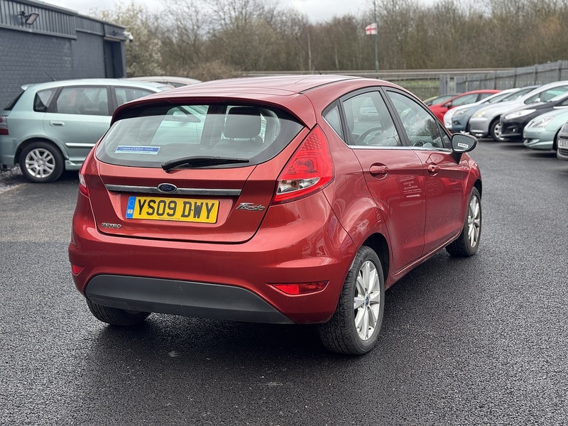 Ford Fiesta Zetec - U2444