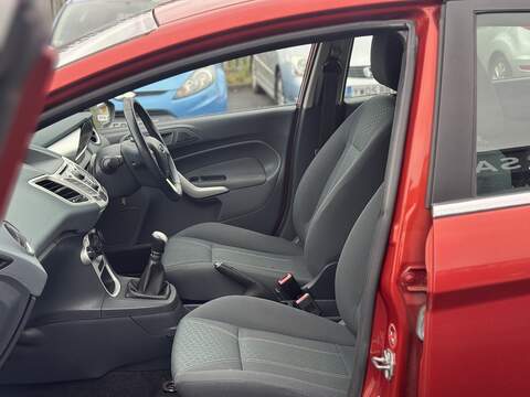 Ford Fiesta Zetec - U2444