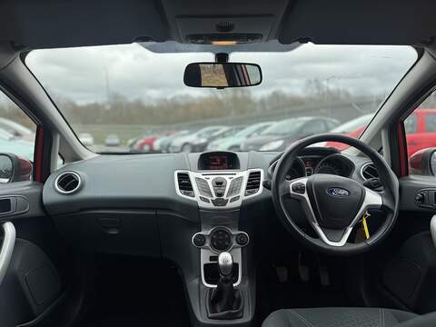 Ford Fiesta Zetec - U2444