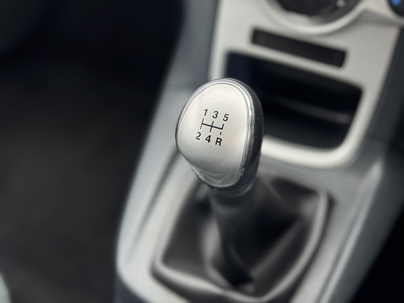 Ford Fiesta Zetec - U2444
