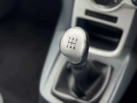 Ford Fiesta Zetec - U2444