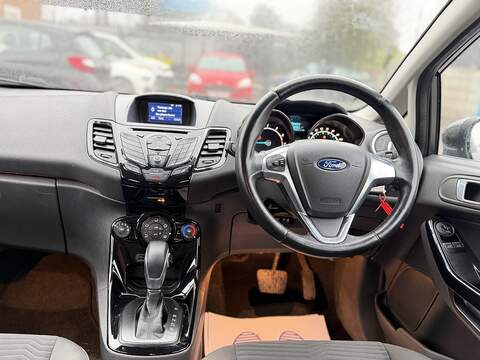Ford Fiesta 1.0T EcoBoost Zetec Hatchback 5dr Petrol Powershift Euro 6 (100 ps) - U2446
