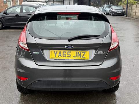 Ford Fiesta 1.0T EcoBoost Zetec Hatchback 5dr Petrol Powershift Euro 6 (100 ps) - U2446
