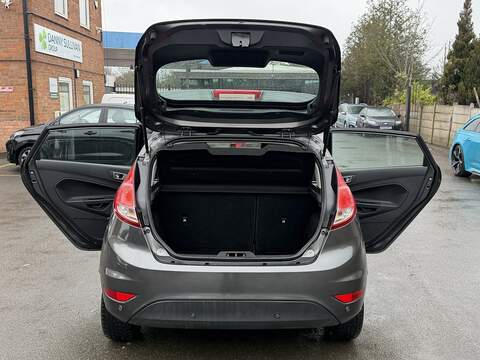Ford Fiesta 1.0T EcoBoost Zetec Hatchback 5dr Petrol Powershift Euro 6 (100 ps) - U2446