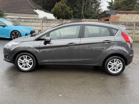 Ford Fiesta 1.0T EcoBoost Zetec Hatchback 5dr Petrol Powershift Euro 6 (100 ps) - U2446