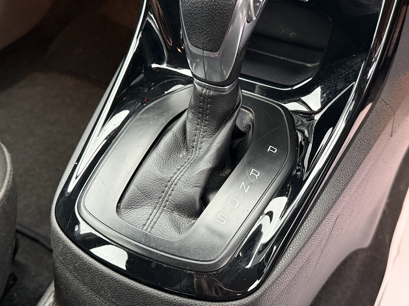 Ford Fiesta 1.0T EcoBoost Zetec Hatchback 5dr Petrol Powershift Euro 6 (100 ps) - U2446