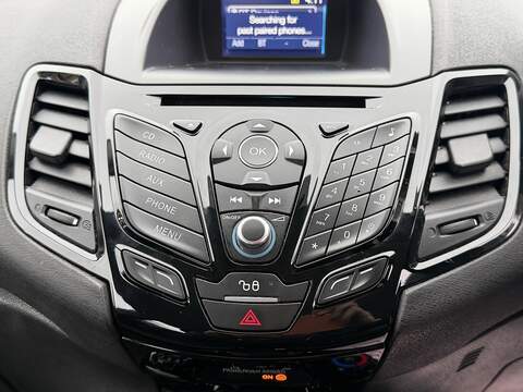 Ford Fiesta 1.0T EcoBoost Zetec Hatchback 5dr Petrol Powershift Euro 6 (100 ps) - U2446