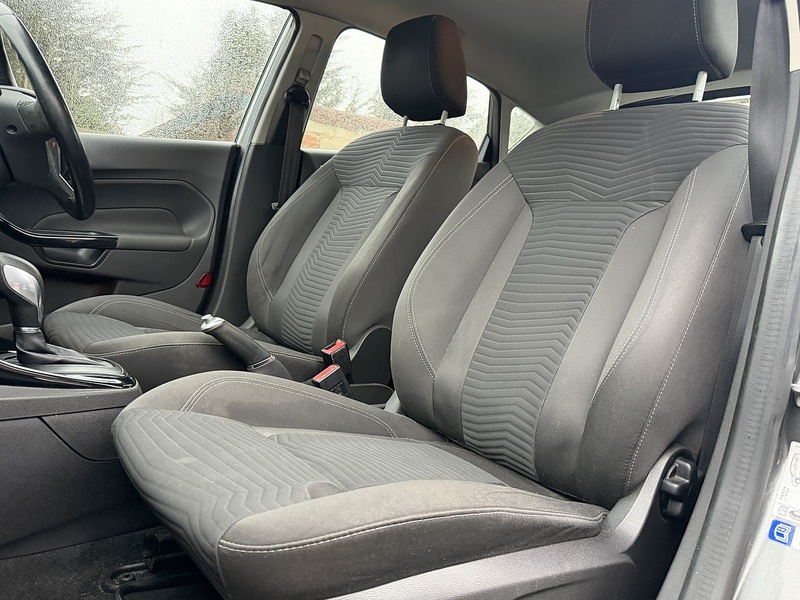 Ford Fiesta 1.0T EcoBoost Zetec Hatchback 5dr Petrol Powershift Euro 6 (100 ps) - U2446