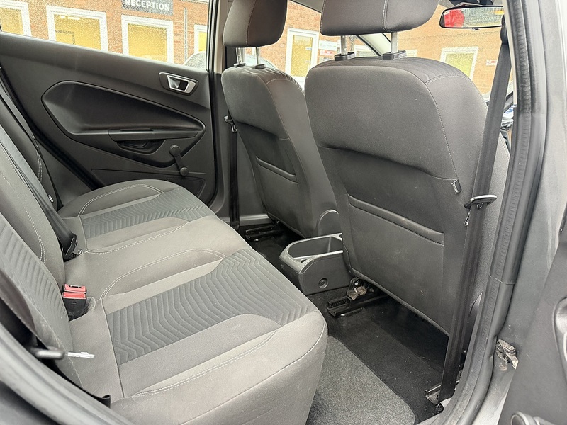 Ford Fiesta 1.0T EcoBoost Zetec Hatchback 5dr Petrol Powershift Euro 6 (100 ps) - U2446