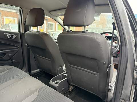 Ford Fiesta 1.0T EcoBoost Zetec Hatchback 5dr Petrol Powershift Euro 6 (100 ps) - U2446