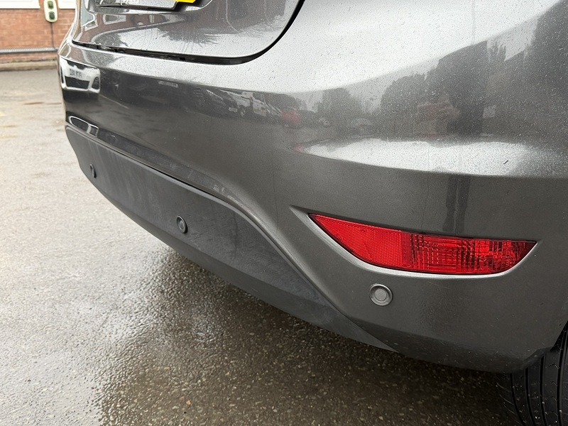 Ford Fiesta 1.0T EcoBoost Zetec Hatchback 5dr Petrol Powershift Euro 6 (100 ps) - U2446