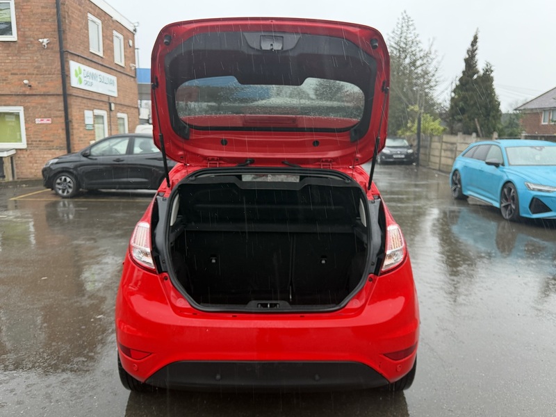 Ford Fiesta 1.0T EcoBoost Titanium Hatchback 3dr Petrol Powershift Euro 6 (100 ps) - U2447