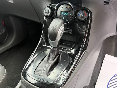 Ford Fiesta 1.0T EcoBoost Titanium Hatchback 3dr Petrol Powershift Euro 6 (100 ps) - U2447