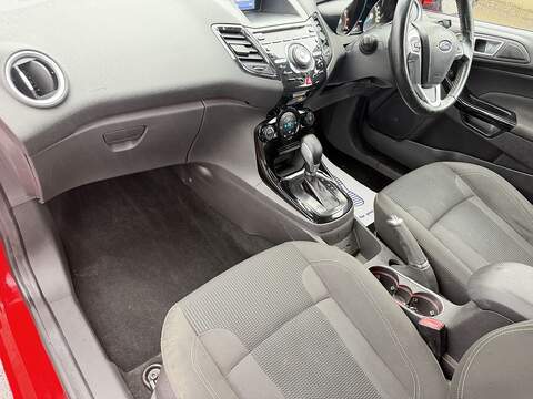 Ford Fiesta 1.0T EcoBoost Titanium Hatchback 3dr Petrol Powershift Euro 6 (100 ps) - U2447