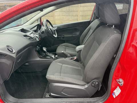 Ford Fiesta 1.0T EcoBoost Titanium Hatchback 3dr Petrol Powershift Euro 6 (100 ps) - U2447