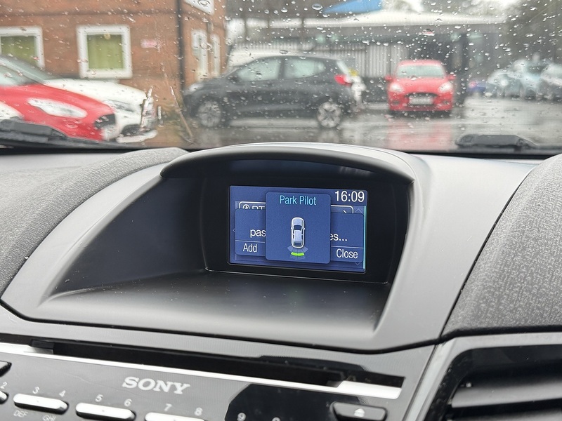 Ford Fiesta 1.0T EcoBoost Titanium Hatchback 3dr Petrol Powershift Euro 6 (100 ps) - U2447