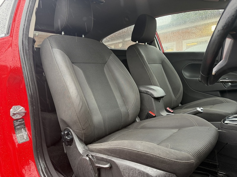 Ford Fiesta 1.0T EcoBoost Titanium Hatchback 3dr Petrol Powershift Euro 6 (100 ps) - U2447