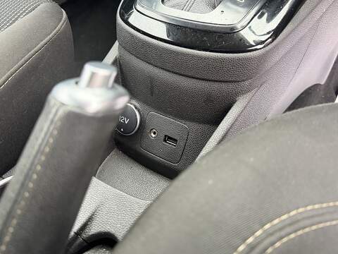 Ford Fiesta 1.0T EcoBoost Titanium Hatchback 3dr Petrol Powershift Euro 6 (100 ps) - U2447