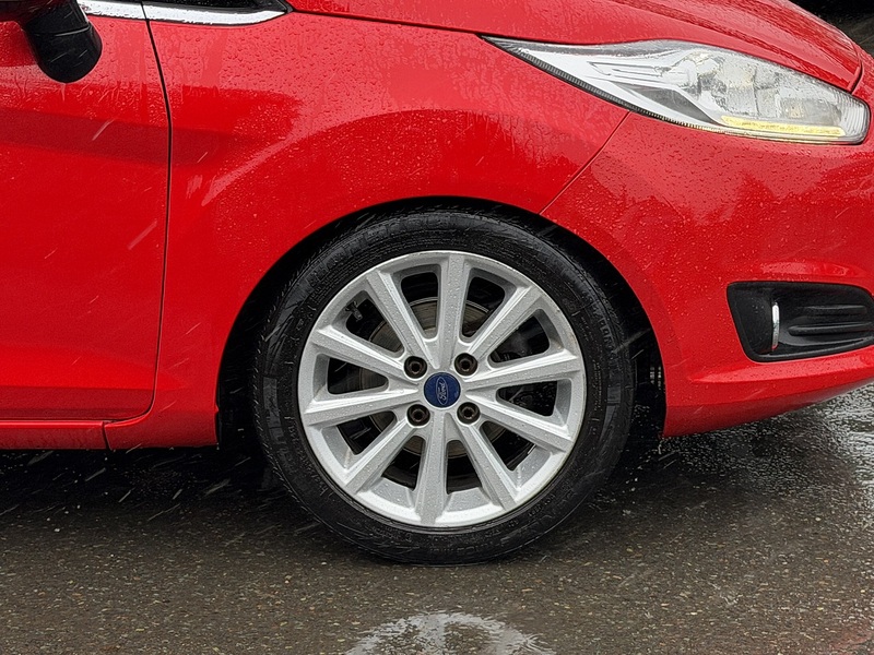 Ford Fiesta 1.0T EcoBoost Titanium Hatchback 3dr Petrol Powershift Euro 6 (100 ps) - U2447