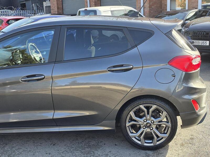 Ford Fiesta 1.0T EcoBoost GPF ST-Line Hatchback 5dr Petrol Auto Euro 6 (s/s) (100 ps) - U2449