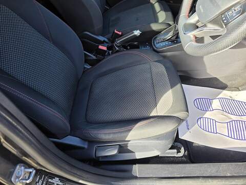 Ford Fiesta 1.0T EcoBoost GPF ST-Line Hatchback 5dr Petrol Auto Euro 6 (s/s) (100 ps) - U2449