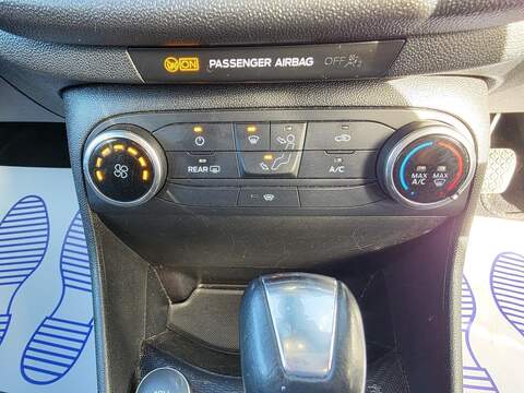 Ford Fiesta 1.0T EcoBoost GPF ST-Line Hatchback 5dr Petrol Auto Euro 6 (s/s) (100 ps) - U2449