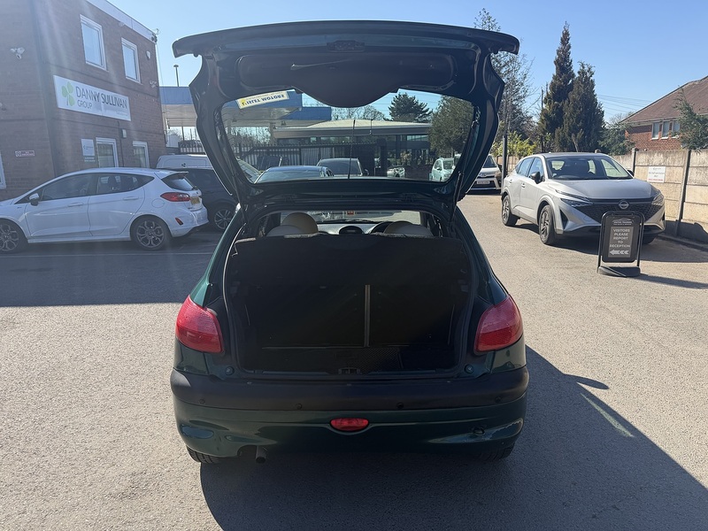 Peugeot 206 Hatchback 0.0 Petrol - U2450