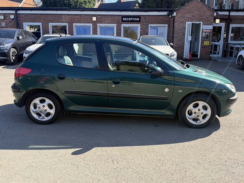 Peugeot 206 Hatchback 0.0 Petrol - U2450