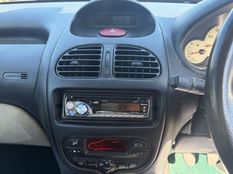 Peugeot 206 Hatchback 0.0 Petrol - U2450