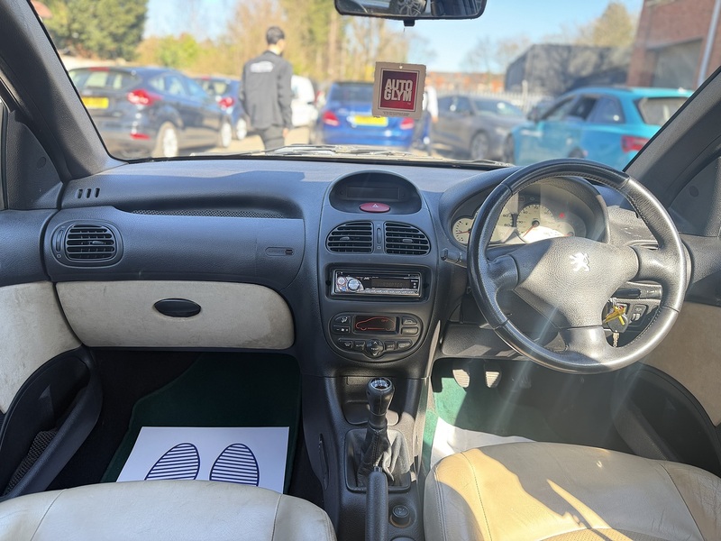 Peugeot 206 Hatchback 0.0 Petrol - U2450