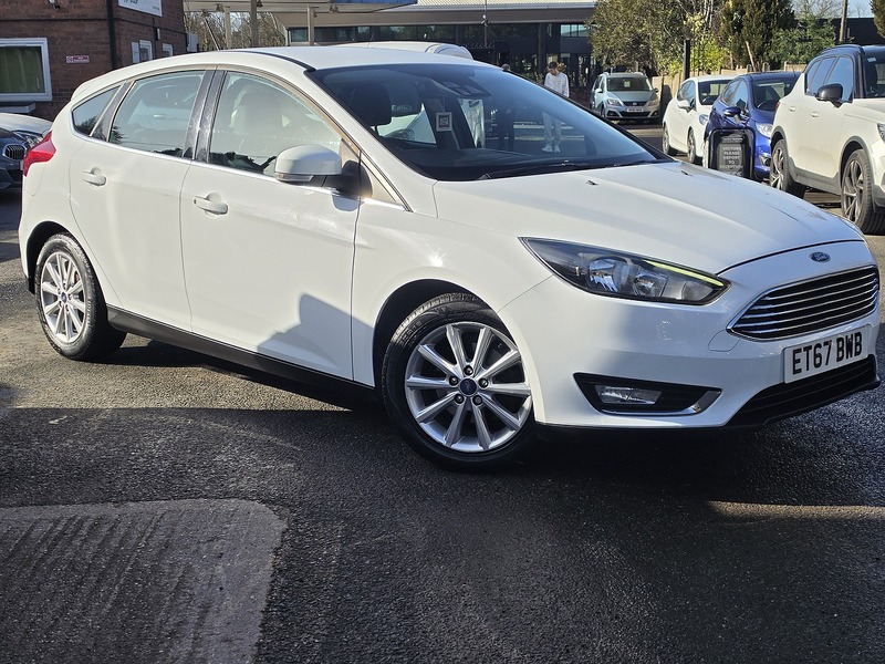 Ford Focus 1.0T EcoBoost Titanium Hatchback 5dr Petrol Auto Euro 6 (s/s) (125 ps) - U2454
