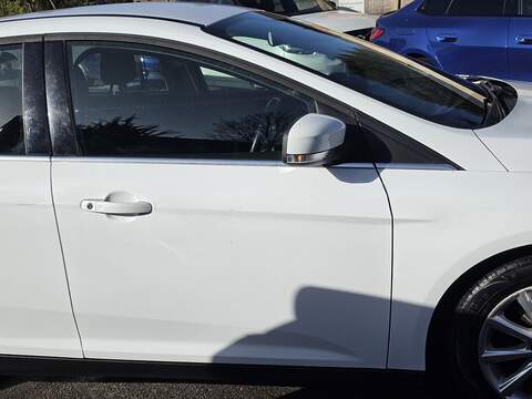 Ford Focus 1.0T EcoBoost Titanium Hatchback 5dr Petrol Auto Euro 6 (s/s) (125 ps) - U2454