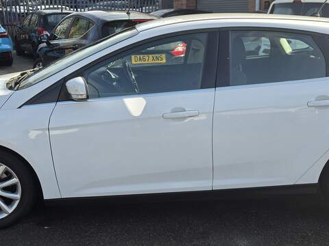 Ford Focus 1.0T EcoBoost Titanium Hatchback 5dr Petrol Auto Euro 6 (s/s) (125 ps) - U2454