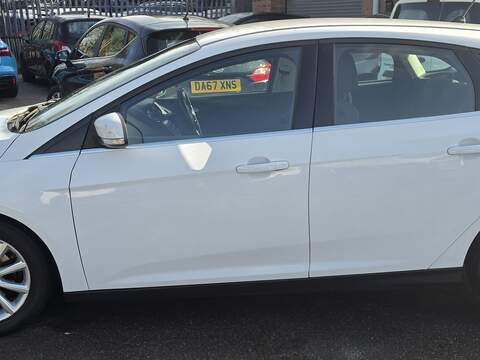 Ford Focus 1.0T EcoBoost Titanium Hatchback 5dr Petrol Auto Euro 6 (s/s) (125 ps) - U2454