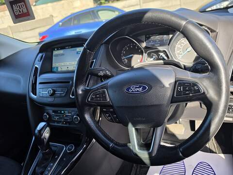 Ford Focus 1.0T EcoBoost Titanium Hatchback 5dr Petrol Auto Euro 6 (s/s) (125 ps) - U2454