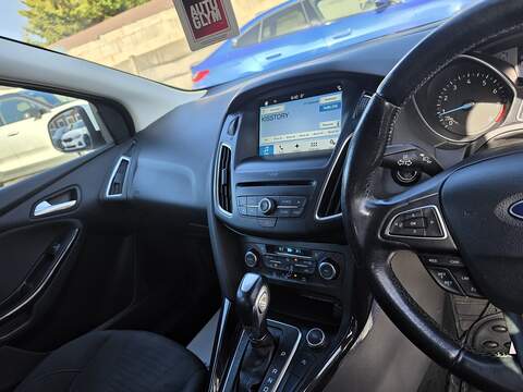 Ford Focus 1.0T EcoBoost Titanium Hatchback 5dr Petrol Auto Euro 6 (s/s) (125 ps) - U2454