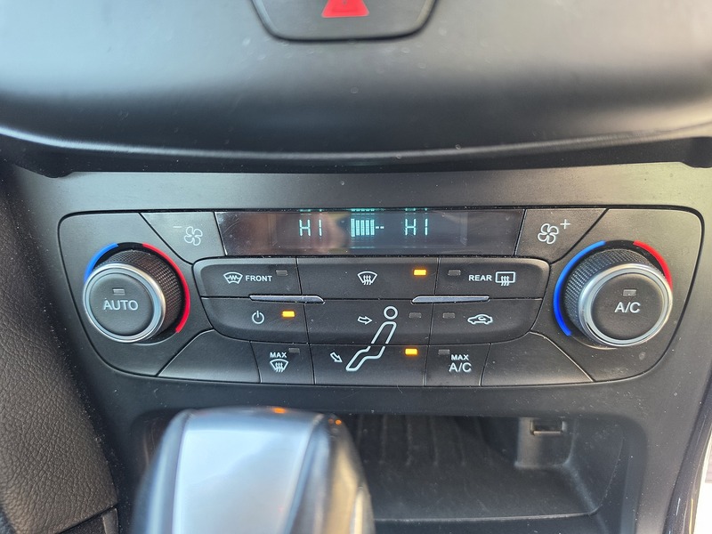 Ford Focus 1.0T EcoBoost Titanium Hatchback 5dr Petrol Auto Euro 6 (s/s) (125 ps) - U2454